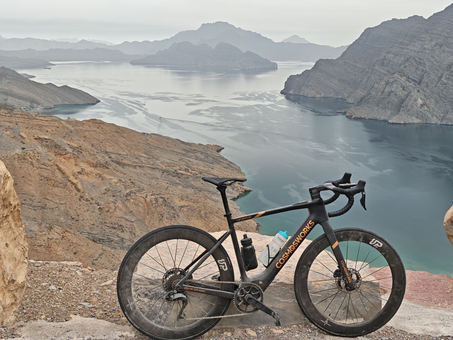 Cosmos VAPOR road bike on Khasab mountain overlook
